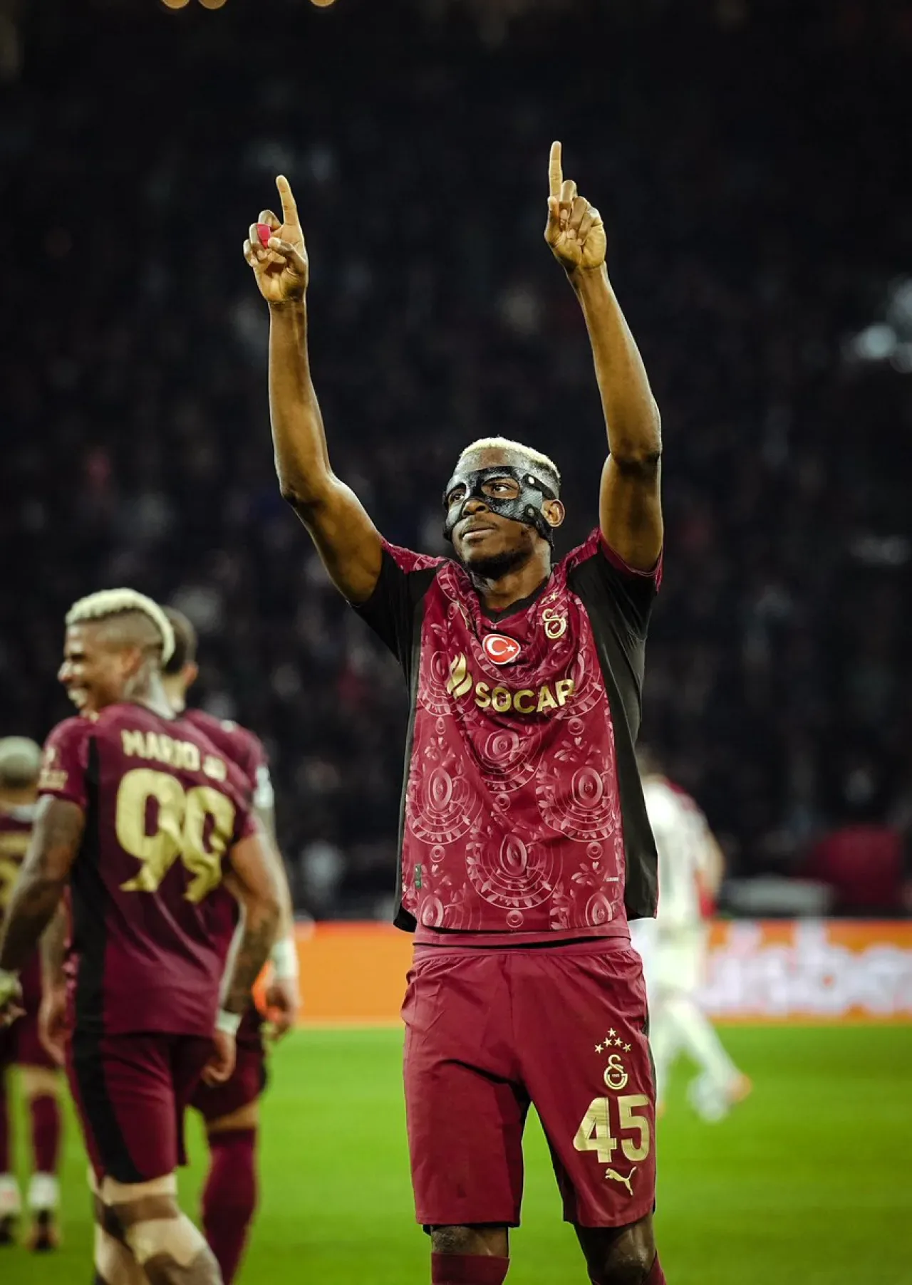Galatasaray, Victor Osimhen'in Başarısını Tebrik Etti Galatasaray, Victor Osimhen'in Başarısını Tebrik Etti