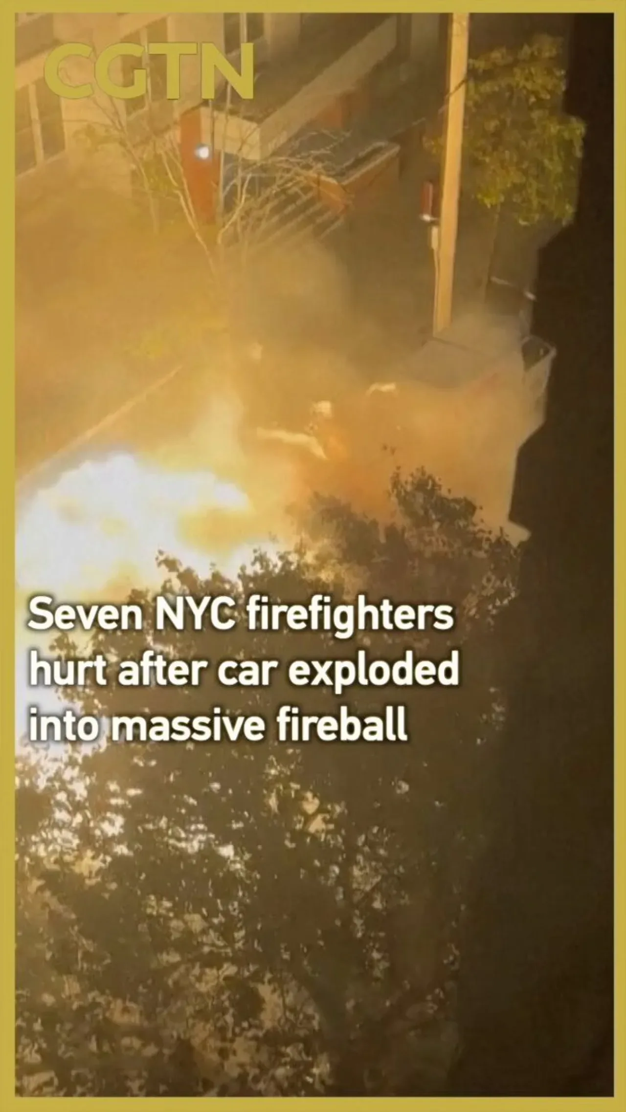 New York'ta Araç Patlaması: 7 İtfaiye Görevlisi Yaralandı New York'ta Araç Patlaması: 7 İtfaiye Görevlisi Yaralandı