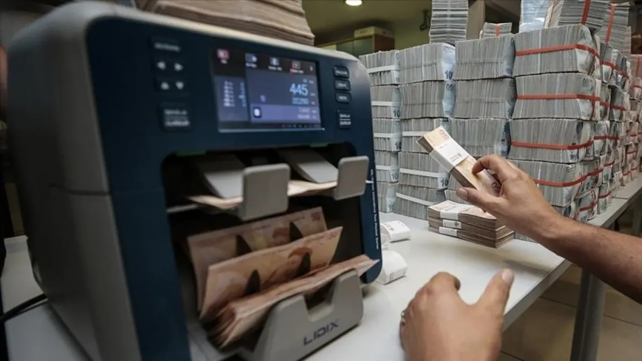 Kur Korumalı Mevduat Bakiyesi Geçen Hafta 39.5 Milyar Lira Azaldı Kur Korumalı Mevduat Bakiyesi Geçen Hafta 39.5 Milyar Lira Azaldı