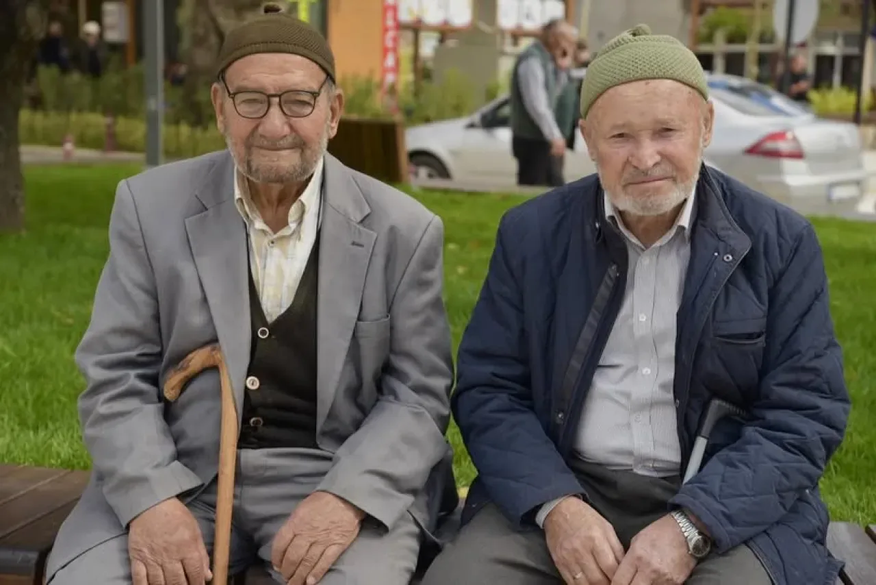 Dursunbey Belediyesi'nden Anlamlı Cuma Mesajı: Sevgi, Umut ve Neşe Vurgusu Dursunbey Belediyesi'nden Anlamlı Cuma Mesajı: Sevgi, Umut ve Neşe Vurgusu