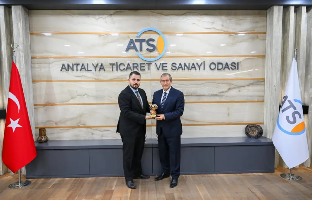 Antalya Ticaret ve Sanayi Odası Başkanı Hacısülman, Reklam Sektörü Temsilcisiyle Buluştu Antalya Ticaret ve Sanayi Odası Başkanı Hacısülman, Reklam Sektörü Temsilcisiyle Buluştu