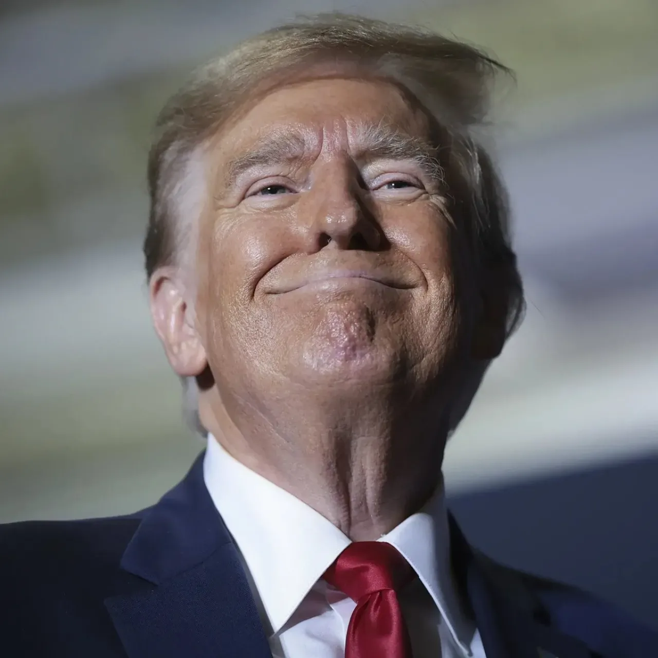 Trump: "Nükleer Silahlarla Dünyayı 150 Kez Havaya Uçurabiliriz" Trump: "Nükleer Silahlarla Dünyayı 150 Kez Havaya Uçurabiliriz"