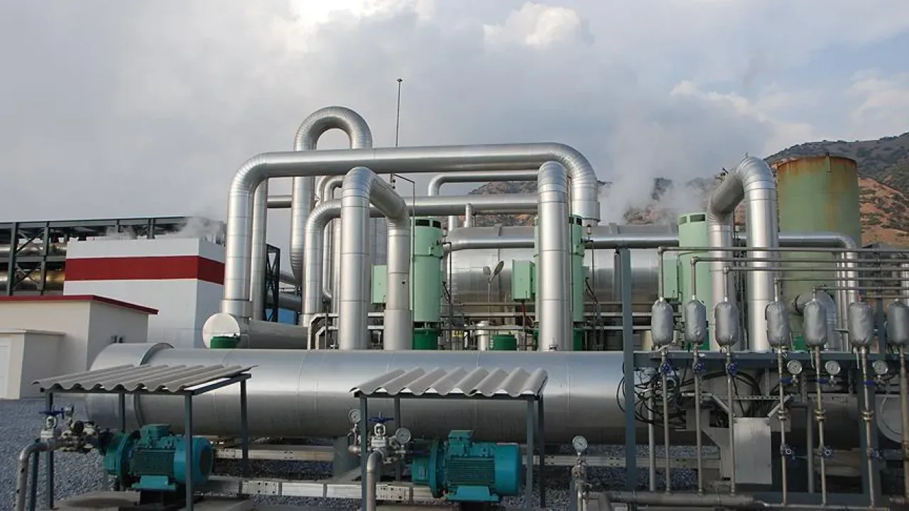 Jeotermal Enerjide Büyüme: Yeni Kaynak Keşifleri Santral Yatırımlarını Artıracak Jeotermal Enerjide Büyüme: Yeni Kaynak Keşifleri Santral Yatırımlarını Artıracak