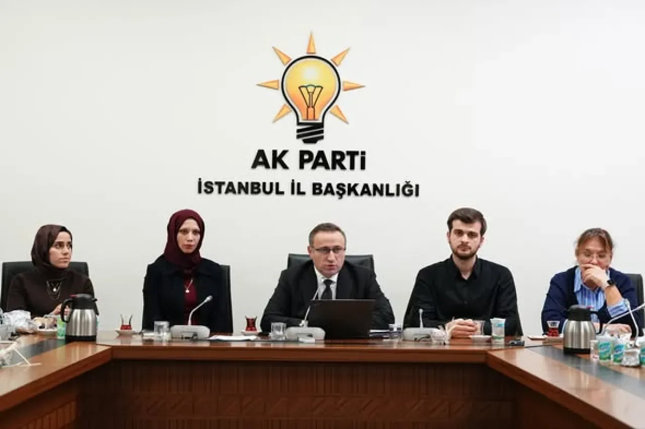 AK Parti Bayrampaşa, İlçe Tanıtım ve Medya Toplantısını Gerçekleştirdi AK Parti Bayrampaşa, İlçe Tanıtım ve Medya Toplantısını Gerçekleştirdi