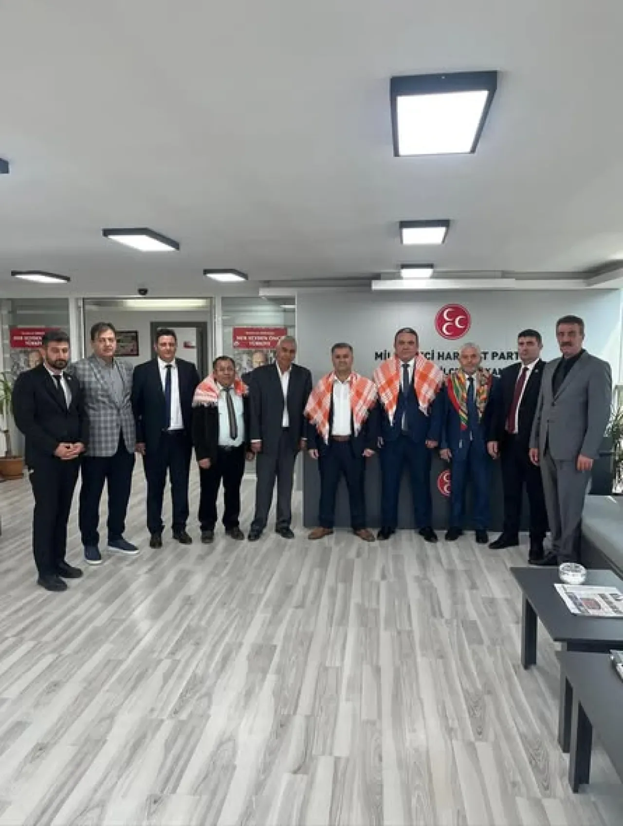 MHP Etimesgut İlçe Başkanı'na Yörük ve Türkmen Derneği Ziyareti MHP Etimesgut İlçe Başkanı'na Yörük ve Türkmen Derneği Ziyareti