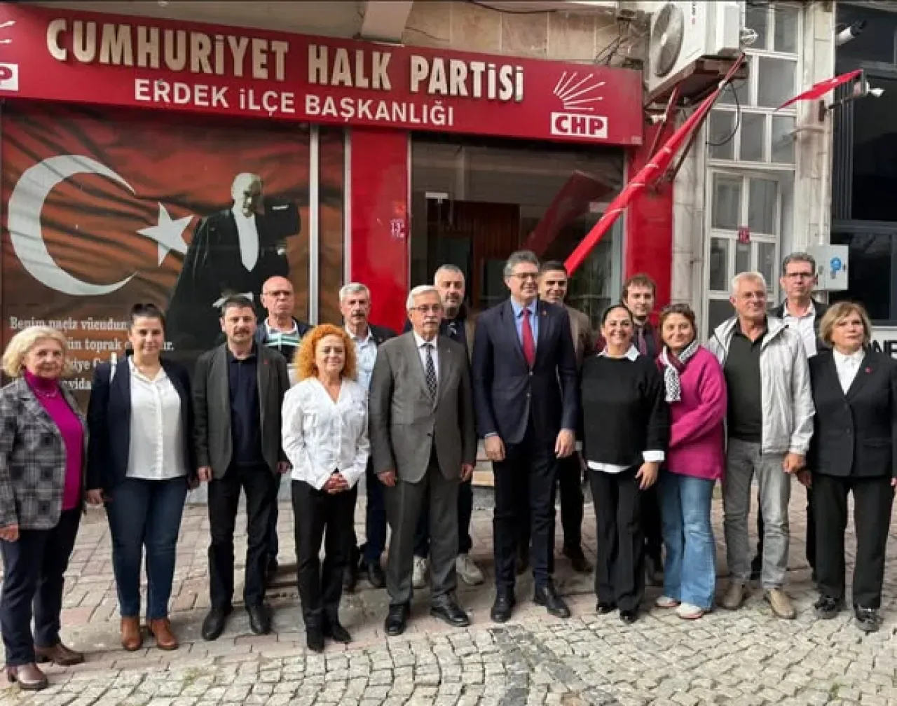 Erdek'te CHP'li Üst Düzey Ziyaret: Mürüfe Çağlayan Merkezi'nde İnceleme Erdek'te CHP'li Üst Düzey Ziyaret: Mürüfe Çağlayan Merkezi'nde İnceleme
