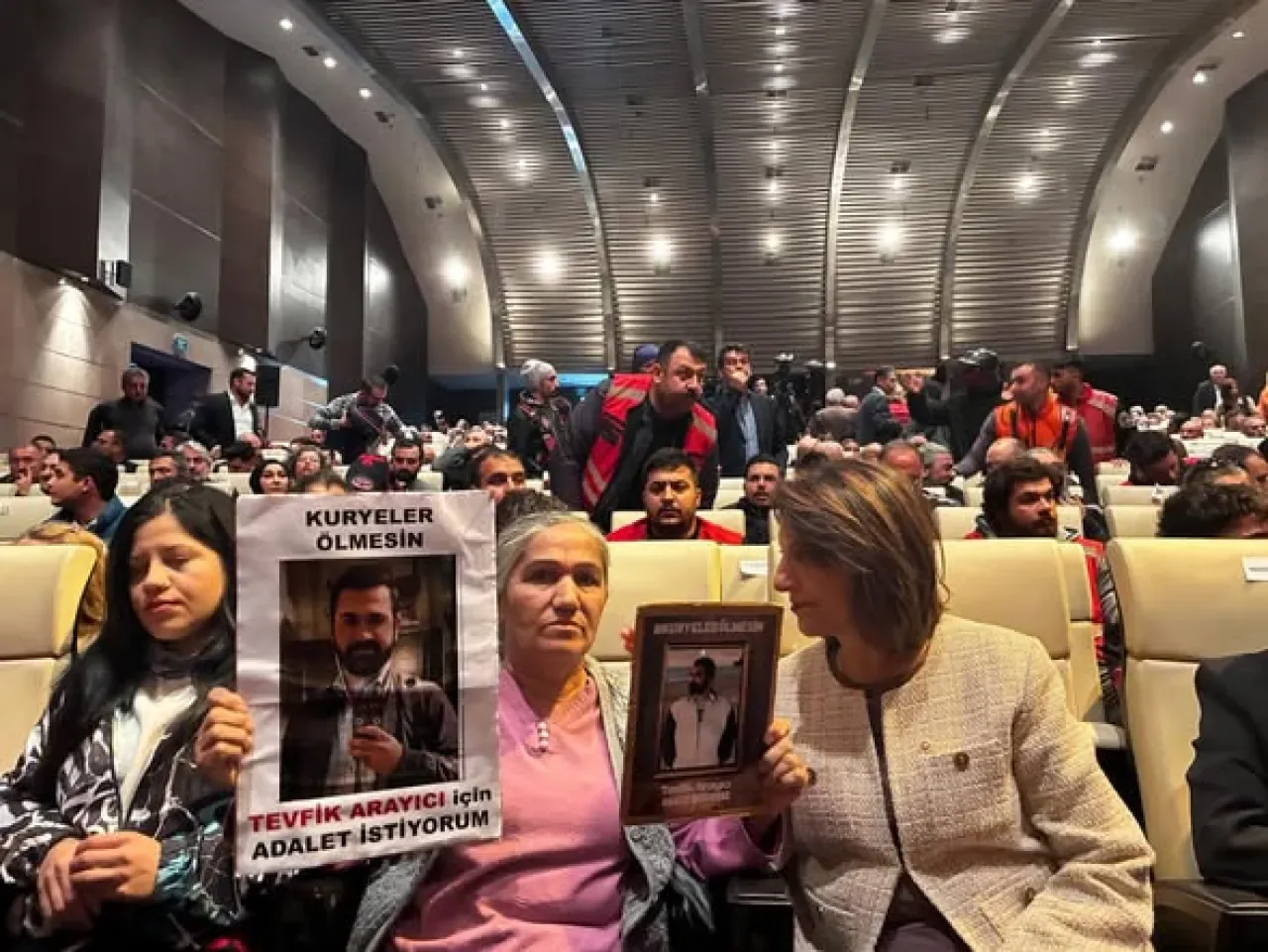 CHP'den Motokuryeler İçin Emeğin Türkiyesi Buluşması CHP'den Motokuryeler İçin Emeğin Türkiyesi Buluşması