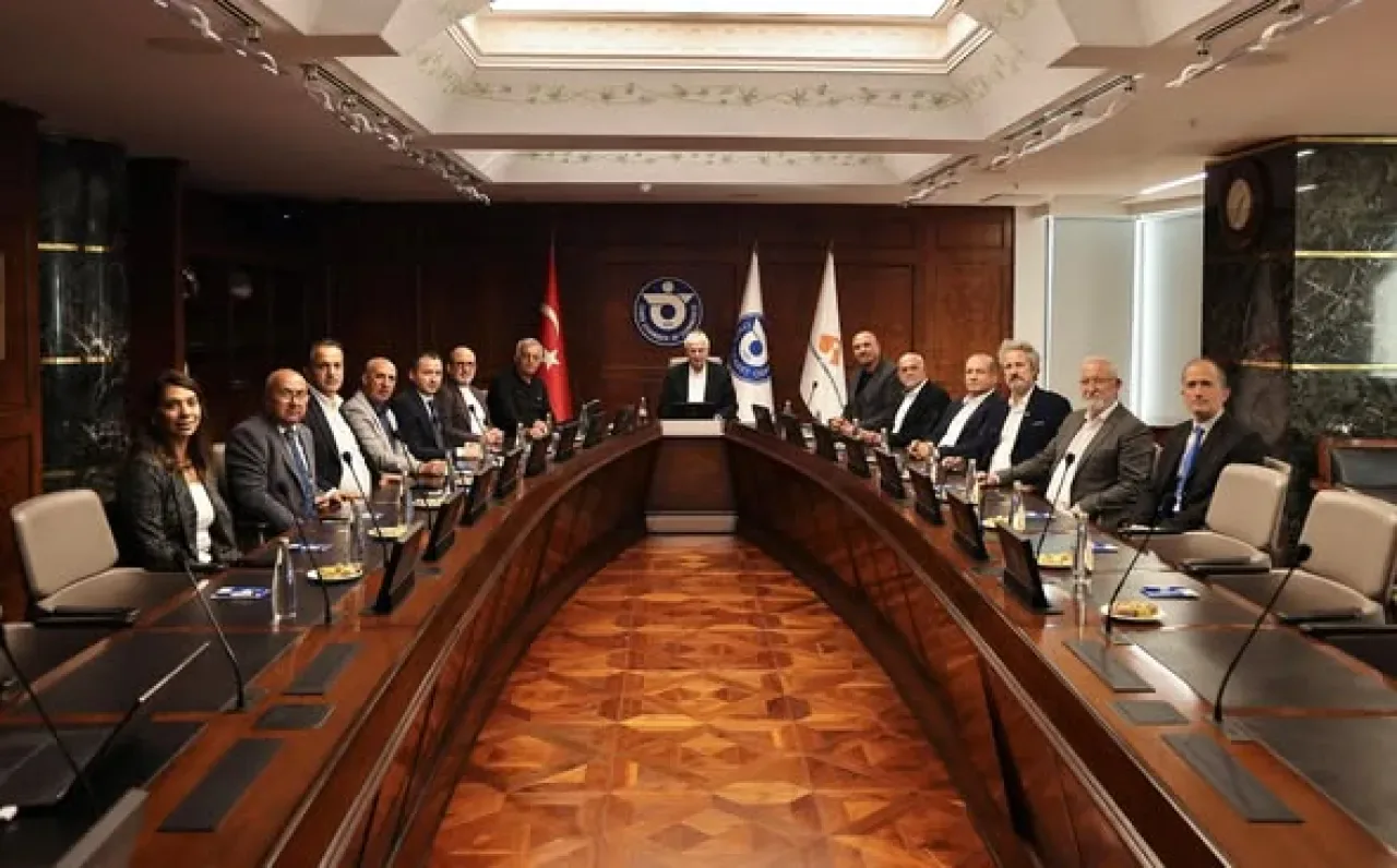 İzmir'de Sigorta Sektörü Buluşması: Sektörel İstişare Toplantısı Gerçekleştirildi İzmir'de Sigorta Sektörü Buluşması: Sektörel İstişare Toplantısı Gerçekleştirildi