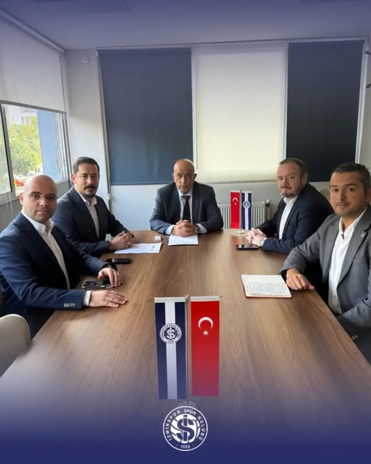 İzmirspor, Tüm Mali İşlemlerini Dijital Ortama Taşıyor İzmirspor, Tüm Mali İşlemlerini Dijital Ortama Taşıyor