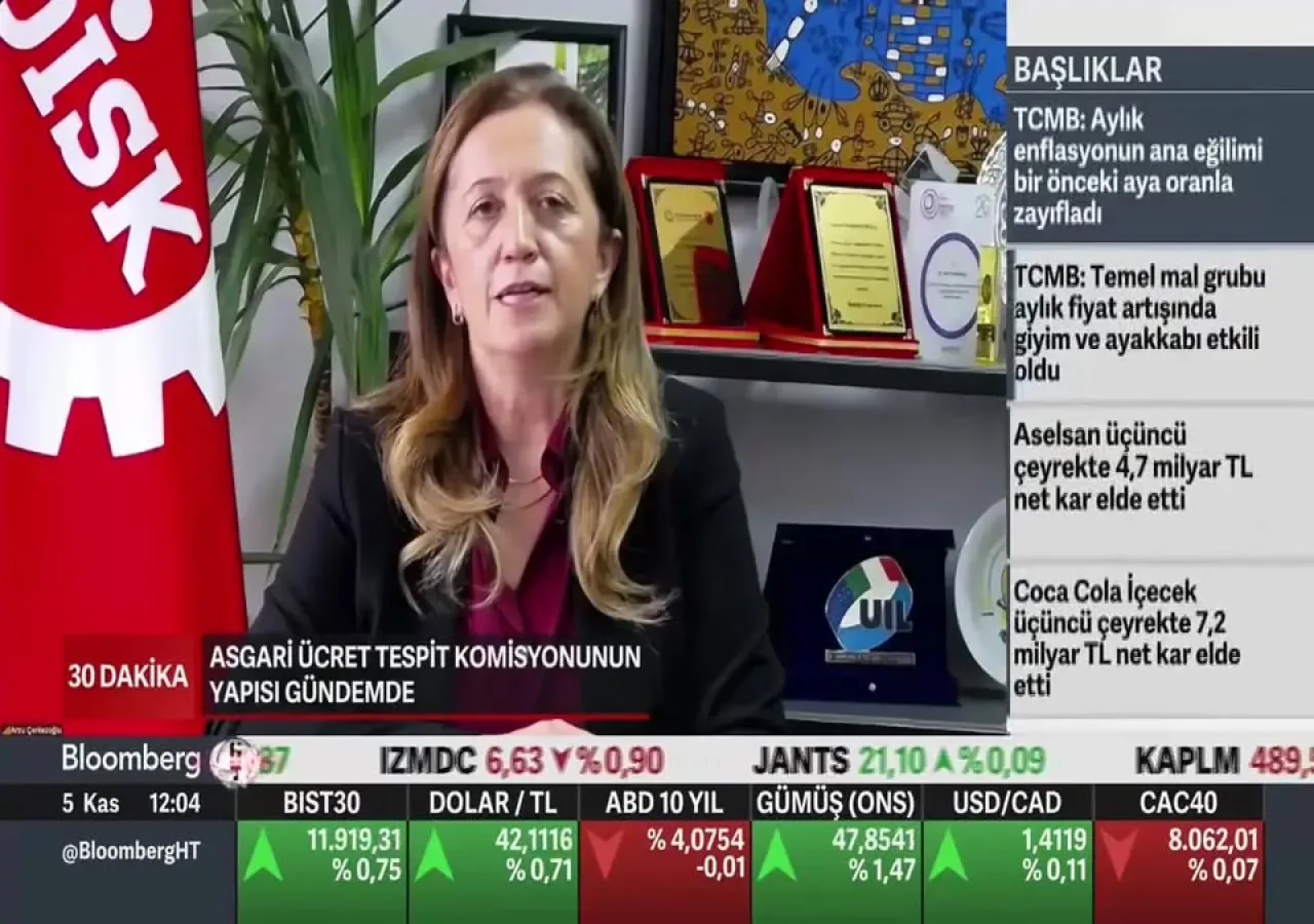 DİSK Başkanı Çerkezoğlu: "Asgari Ücret İşveren ve Hükümet Tarafından Belirleniyor" DİSK Başkanı Çerkezoğlu: "Asgari Ücret İşveren ve Hükümet Tarafından Belirleniyor"