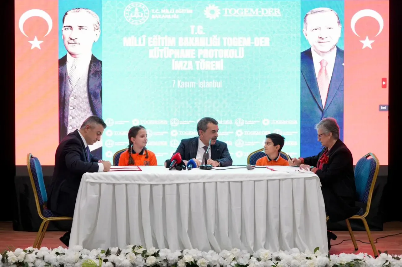 Milli Eğitim Bakanlığı ve TOGEMDER'den Eğitime Destek: Kütüphane Protokolü İmzalandı Milli Eğitim Bakanlığı ve TOGEMDER'den Eğitime Destek: Kütüphane Protokolü İmzalandı