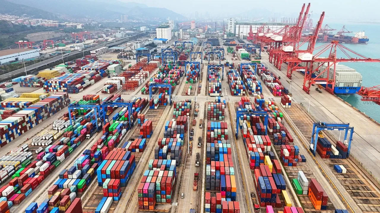 Çin'in Dış Ticareti 2025'in İlk 10 Ayında Yüzde 3,6 Büyüdü Çin'in Dış Ticareti 2025'in İlk 10 Ayında Yüzde 3,6 Büyüdü