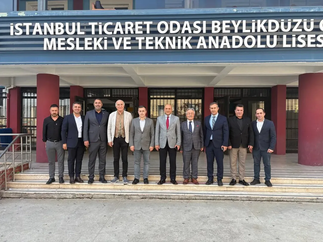 Beylikdüzü'nde Meslek Lisesine Yeni Konferans Salonu Beylikdüzü'nde Meslek Lisesine Yeni Konferans Salonu