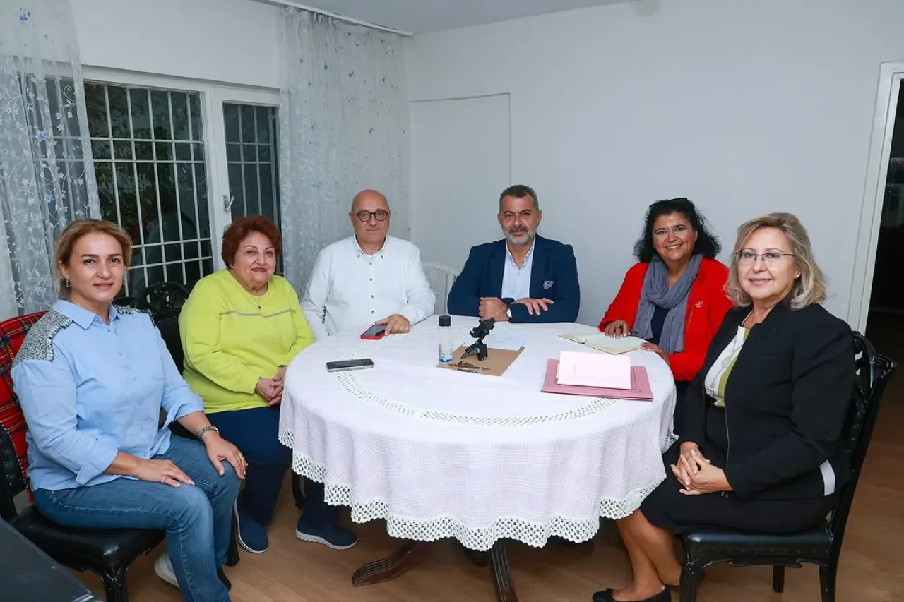 Kumluca TSO Başkanı, Finike Kültür Derneği ile Ortak Projeleri Görüştü Kumluca TSO Başkanı, Finike Kültür Derneği ile Ortak Projeleri Görüştü