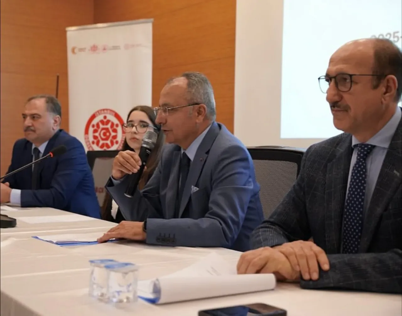 Yeşilay Ümraniye, İstanbul Öğrenci Meclisleri Projesi Kapsamında Okul Başkanlarıyla Buluştu Yeşilay Ümraniye, İstanbul Öğrenci Meclisleri Projesi Kapsamında Okul Başkanlarıyla Buluştu