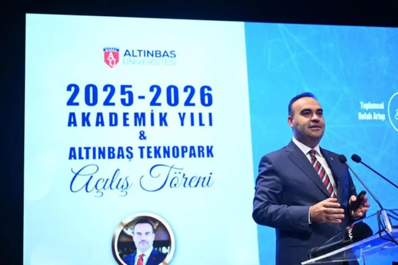 Altınbaş Üniversitesi'nde Yeni Akademik Yıl ve Teknopark Açılışı Altınbaş Üniversitesi'nde Yeni Akademik Yıl ve Teknopark Açılışı