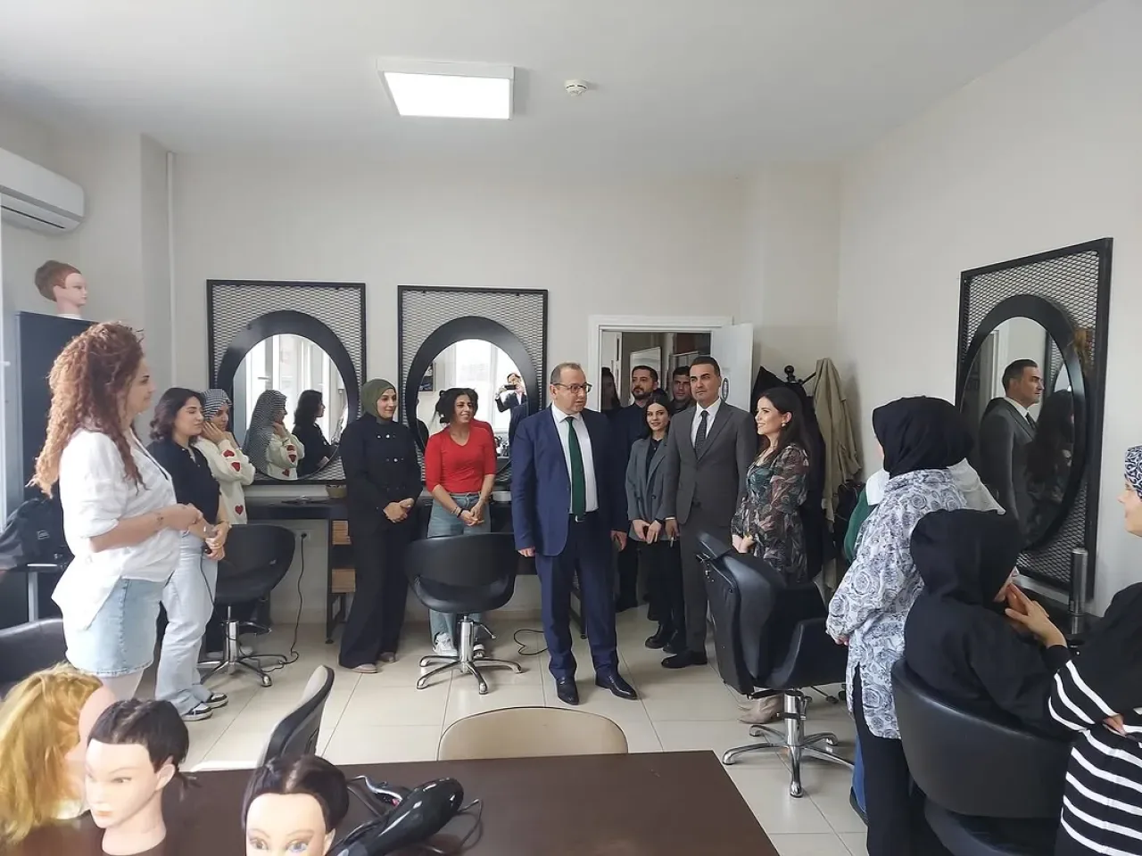 Esenyurt'ta Aile Destek Merkezi'nde Kursiyerlerle Buluşma Esenyurt'ta Aile Destek Merkezi'nde Kursiyerlerle Buluşma