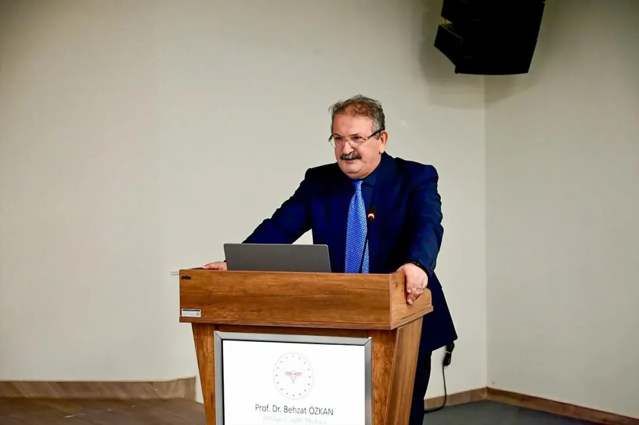 Antalya Şehir Hastanesi'nde Değerlendirme Toplantısı Yapıldı Antalya Şehir Hastanesi'nde Değerlendirme Toplantısı Yapıldı