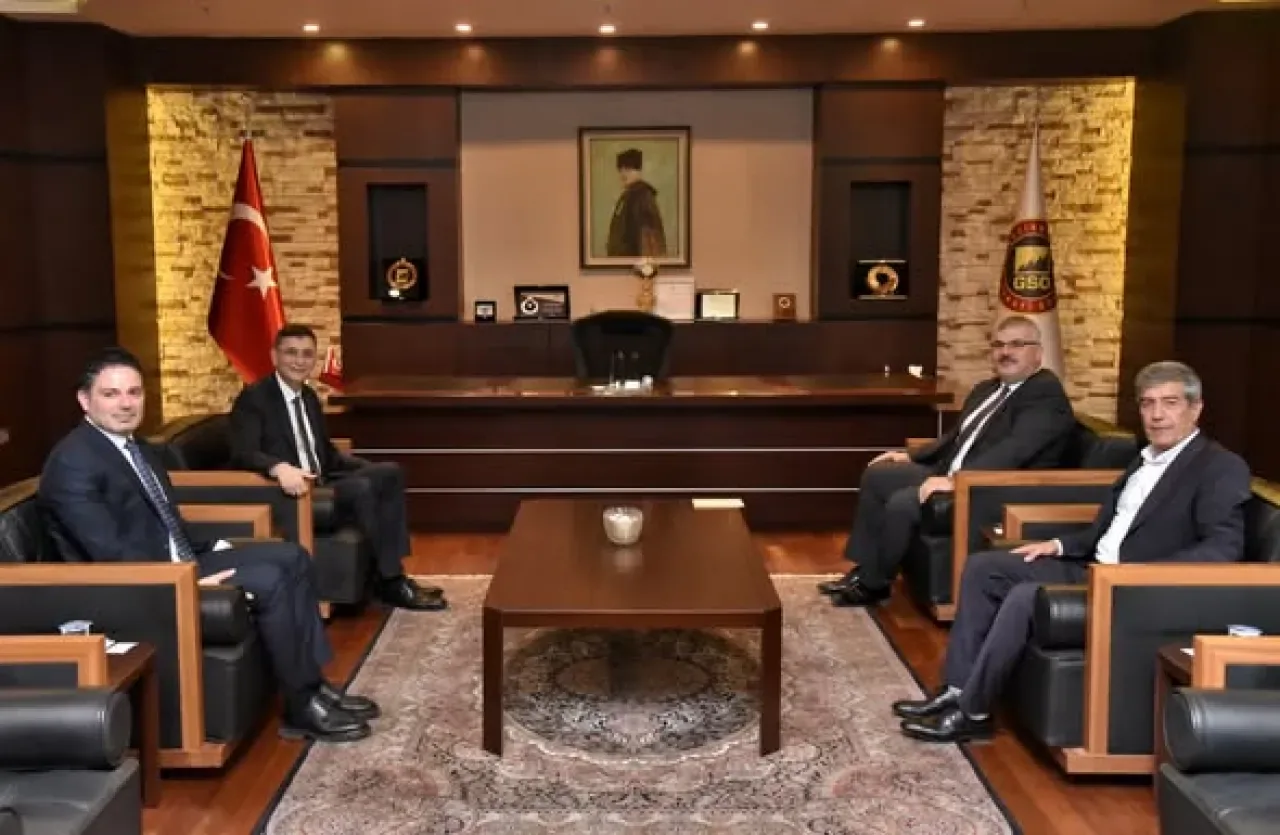 Gaziantep Sanayi ve Mali Müşavirler Odaları İş Birliği İçin Görüştü Gaziantep Sanayi ve Mali Müşavirler Odaları İş Birliği İçin Görüştü