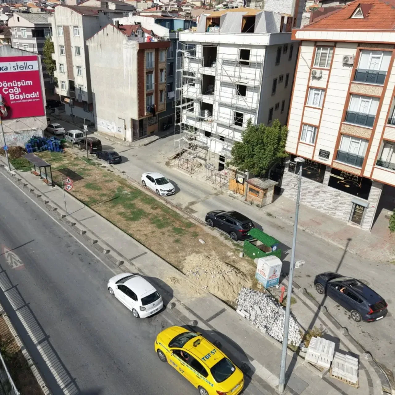 Bağcılar'da Yeni Bir Mahalle Bahçesi Hizmete Açıldı Bağcılar'da Yeni Bir Mahalle Bahçesi Hizmete Açıldı