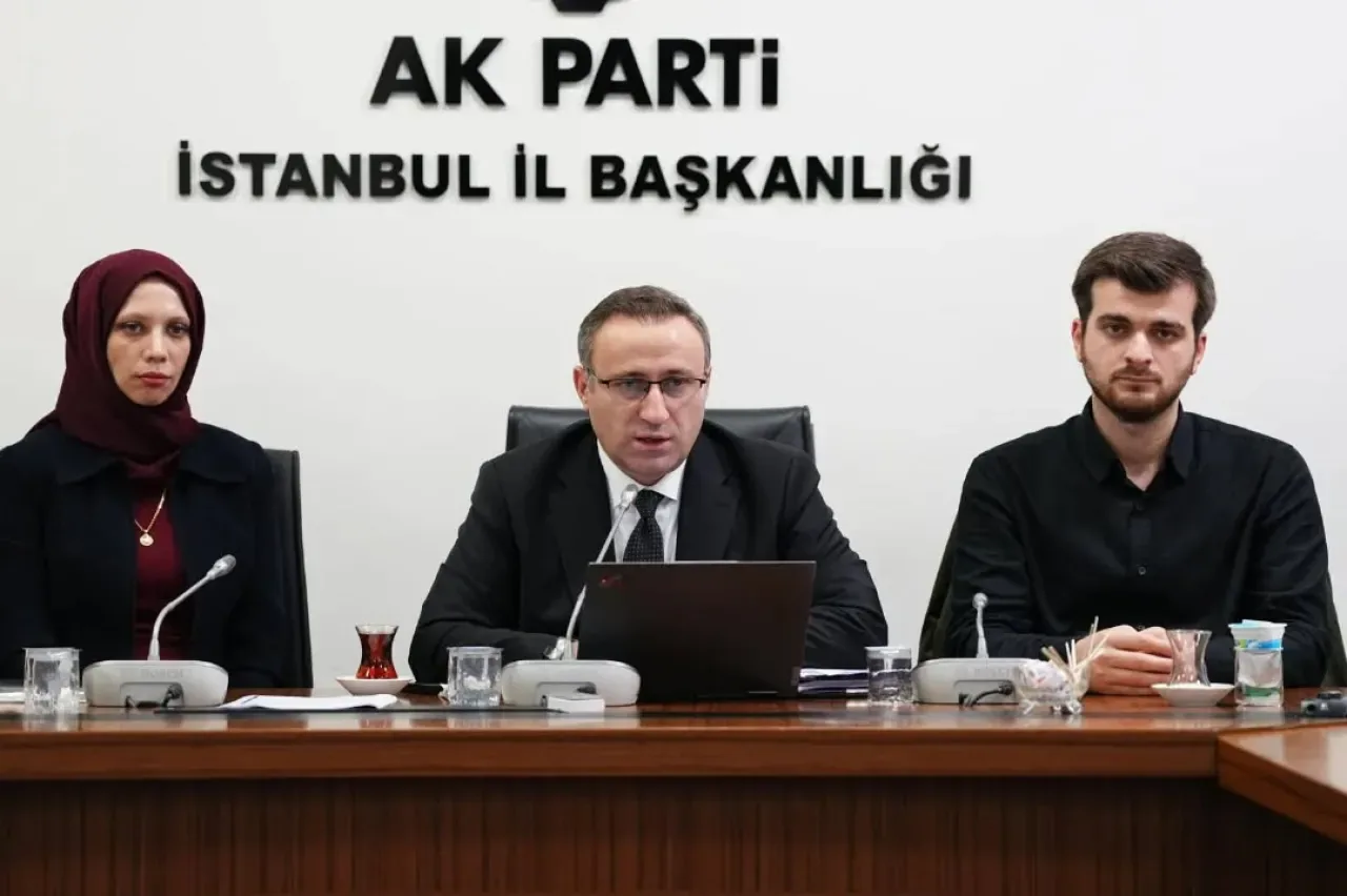 AK Parti Silivri'de Medya Birimi Toplantısı Gerçekleştirildi AK Parti Silivri'de Medya Birimi Toplantısı Gerçekleştirildi
