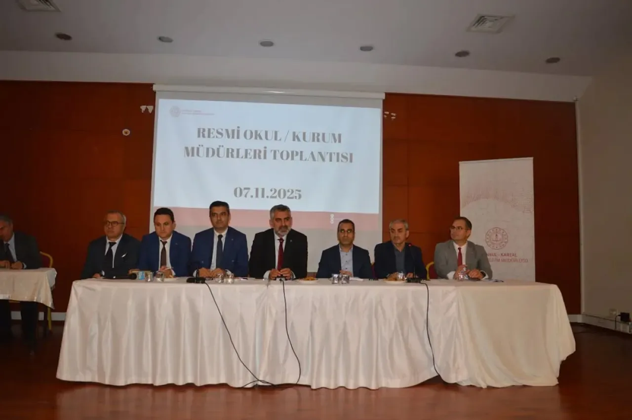 Kartal'da 2024-2025 Eğitim Yılı Okul Müdürleri Toplantısı Yapıldı Kartal'da 2024-2025 Eğitim Yılı Okul Müdürleri Toplantısı Yapıldı