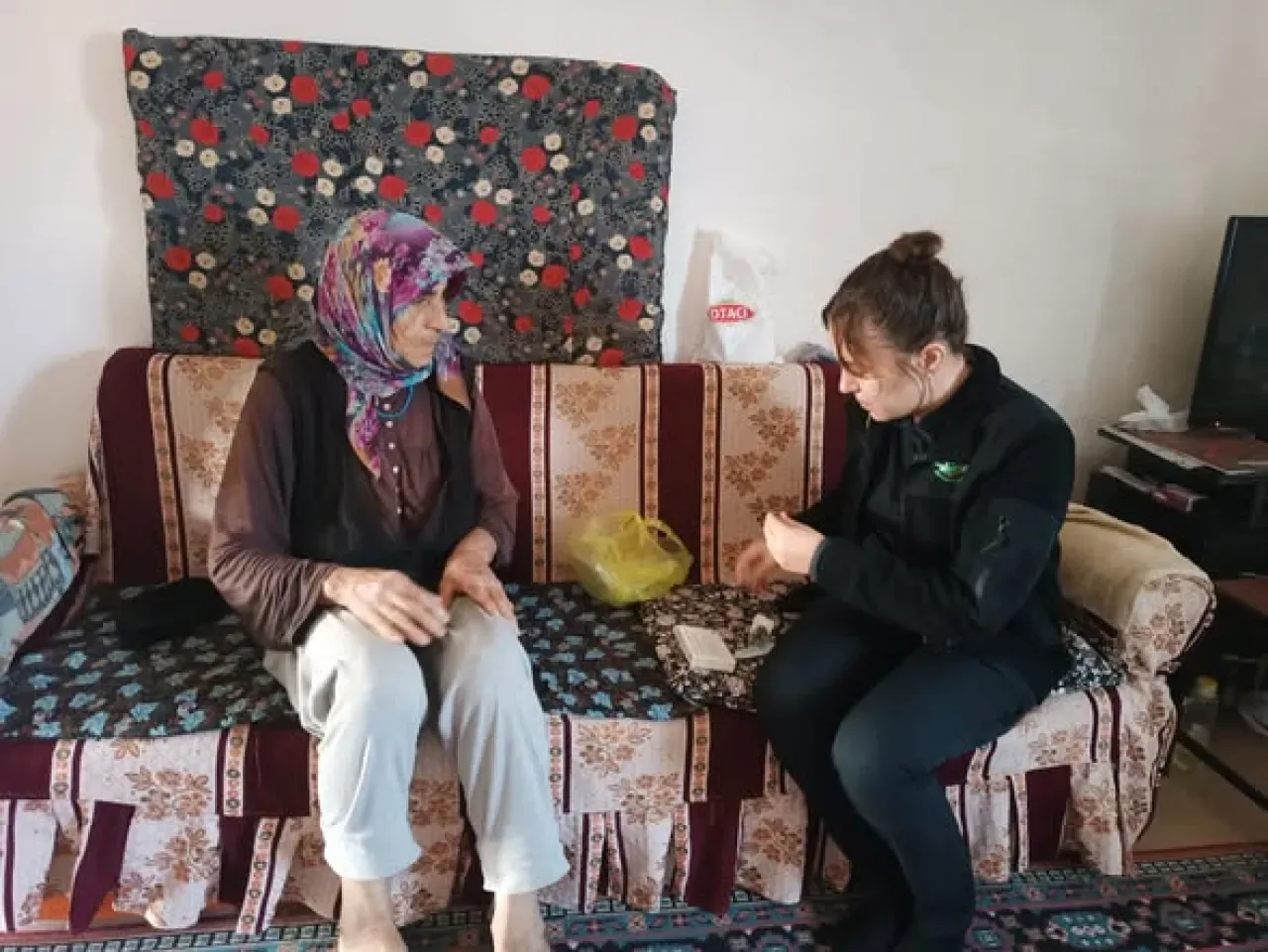 Kepsut Belediyesi'nden Mobil Sağlık ve Şehir İçi Hizmet Seferberliği Kepsut Belediyesi'nden Mobil Sağlık ve Şehir İçi Hizmet Seferberliği