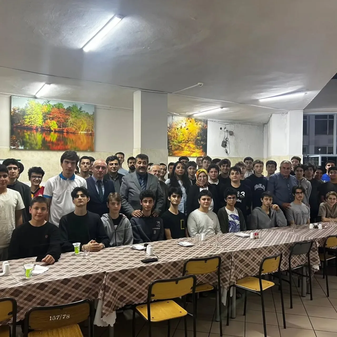 Kağıthane İlçe Milli Eğitim Müdürü Profilo MTAL Pansiyonunda Öğrencilerle Akşam Yemeğinde Buluştu Kağıthane İlçe Milli Eğitim Müdürü Profilo MTAL Pansiyonunda Öğrencilerle Akşam Yemeğinde Buluştu
