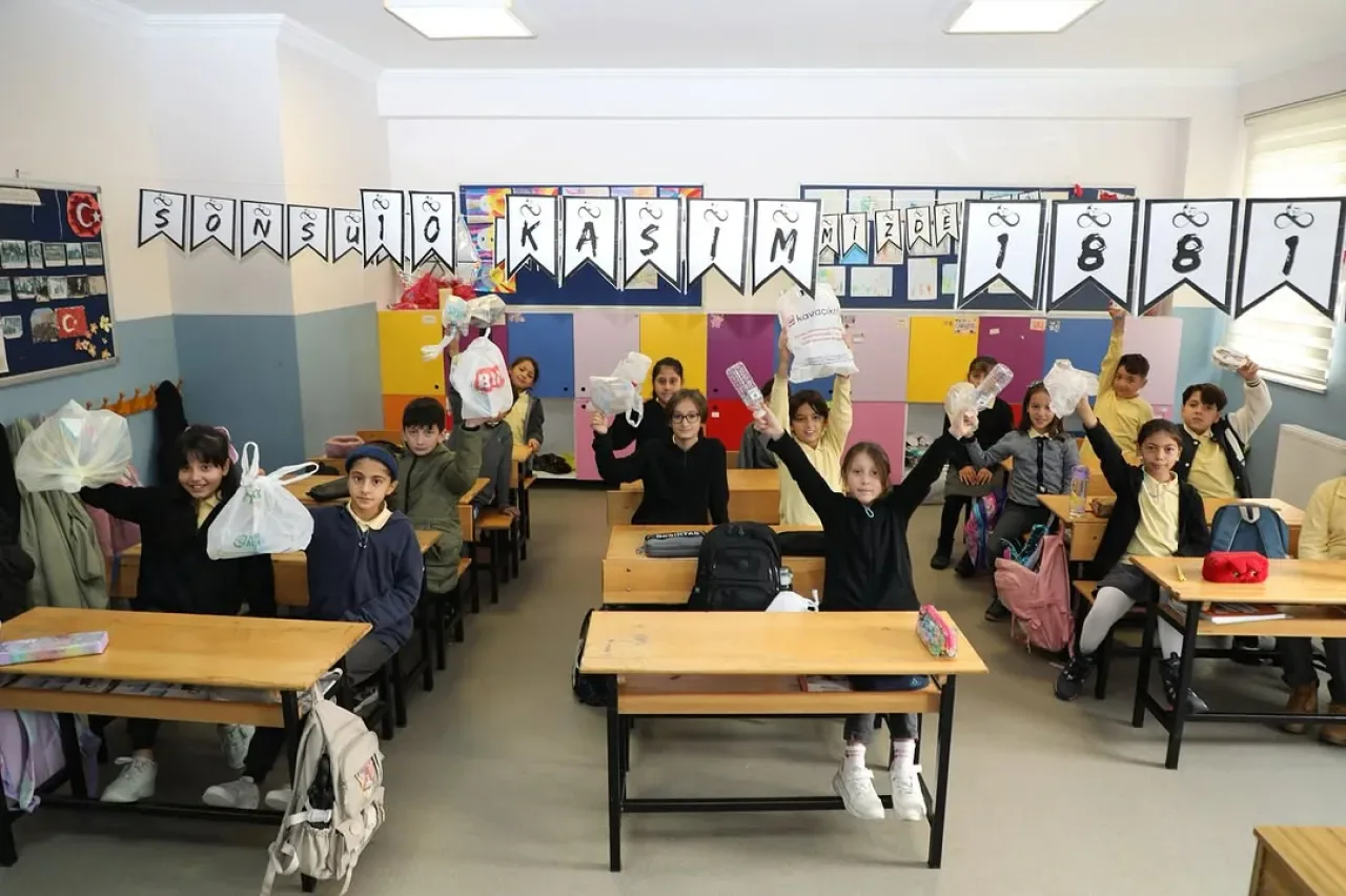Beykoz Belediyesi, 2050 Net Sıfır Emisyon Hedefiyle Okullarda Enerji Tasarrufunu Teşvik Ediyor Beykoz Belediyesi, 2050 Net Sıfır Emisyon Hedefiyle Okullarda Enerji Tasarrufunu Teşvik Ediyor
