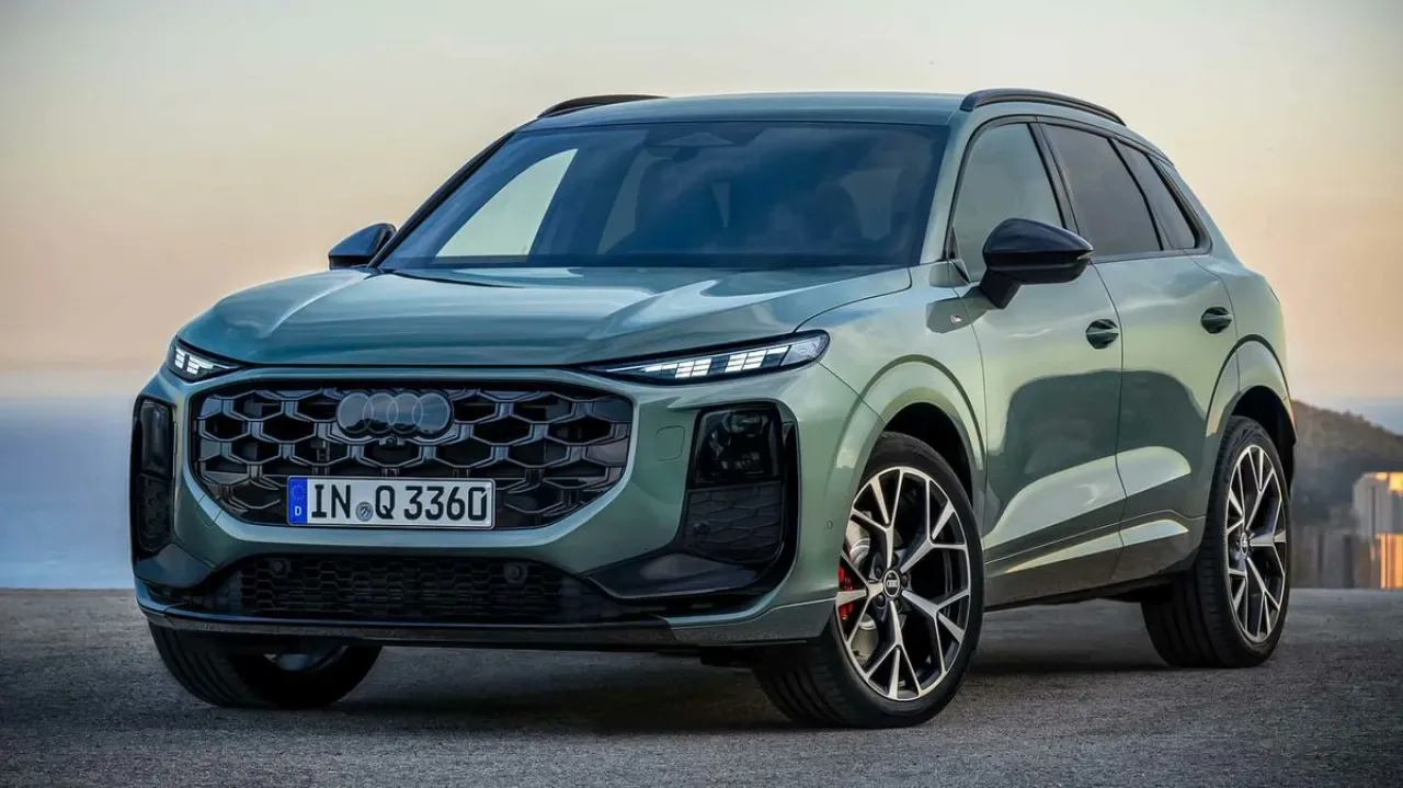 Audi Q3'ün Türkiye Fiyatı Açıklandı: 4 Milyon TL'nin Üzerinde Audi Q3'ün Türkiye Fiyatı Açıklandı: 4 Milyon TL'nin Üzerinde