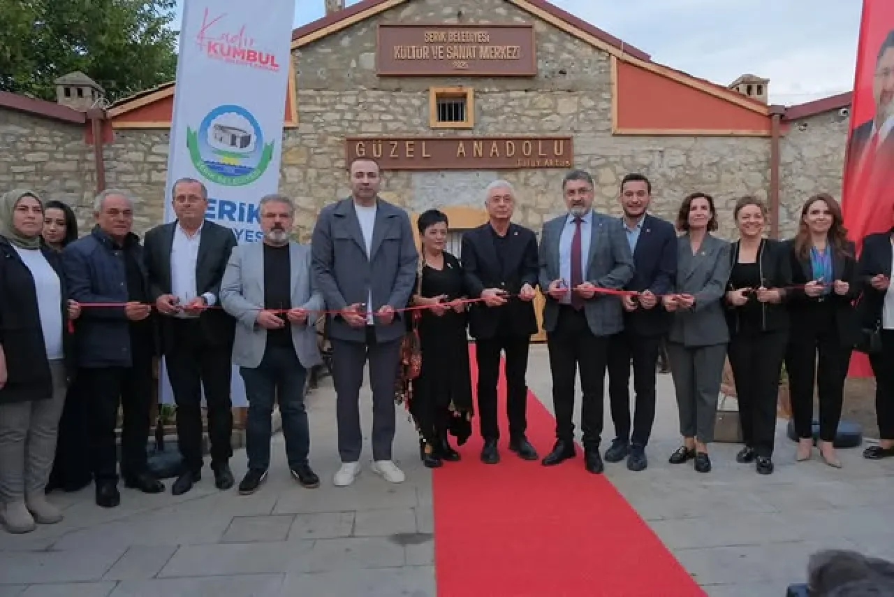 Serik'e Yeni Kültür ve Sanat Merkezi Açıldı Serik'e Yeni Kültür ve Sanat Merkezi Açıldı