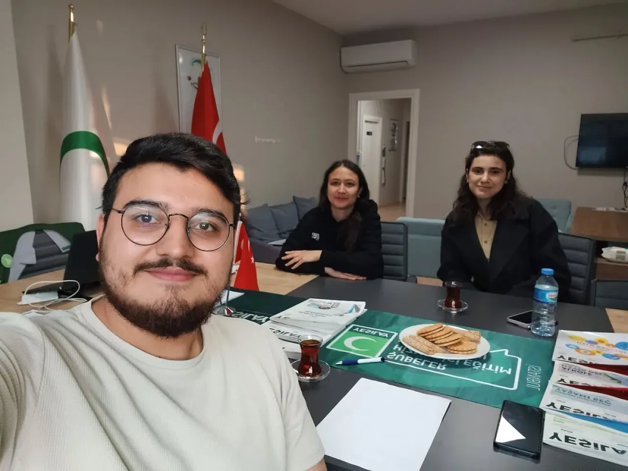 Yeşilay Çekmeköy Şubesi, Gönüllülerle Bir Araya Geldi Yeşilay Çekmeköy Şubesi, Gönüllülerle Bir Araya Geldi