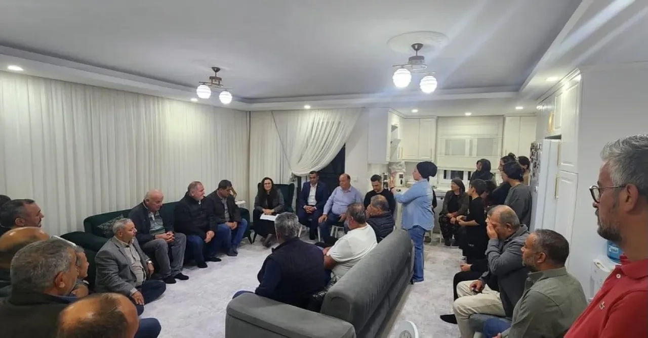 MHP Aksu İlçe Teşkilatından Boztepe Köyü'ne "Hayırlı Günler Komşum" Ziyareti MHP Aksu İlçe Teşkilatından Boztepe Köyü'ne "Hayırlı Günler Komşum" Ziyareti