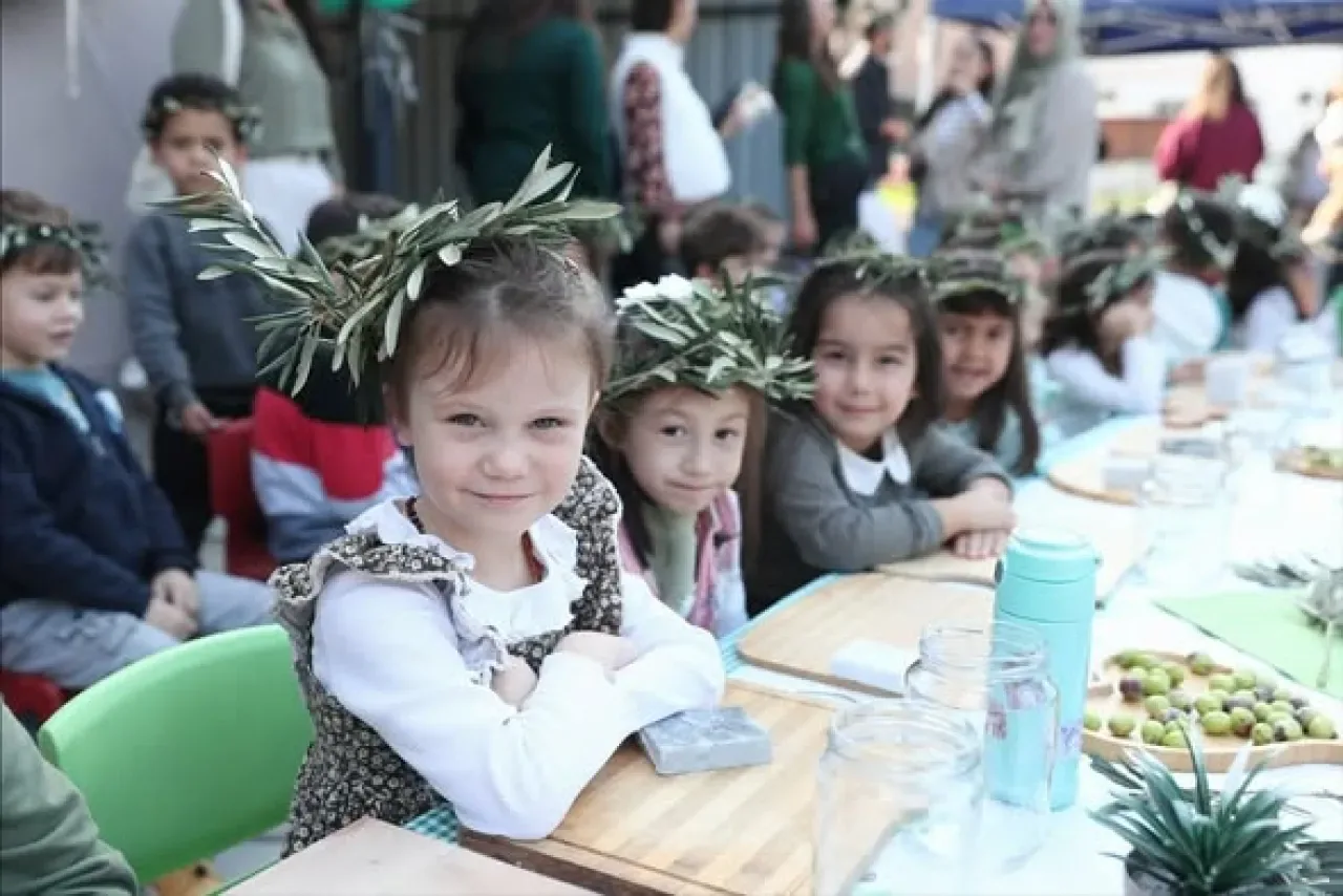 Şakran'da Geleneksel Zeytin Şenliği Coşkuyla Kutlandı Şakran'da Geleneksel Zeytin Şenliği Coşkuyla Kutlandı