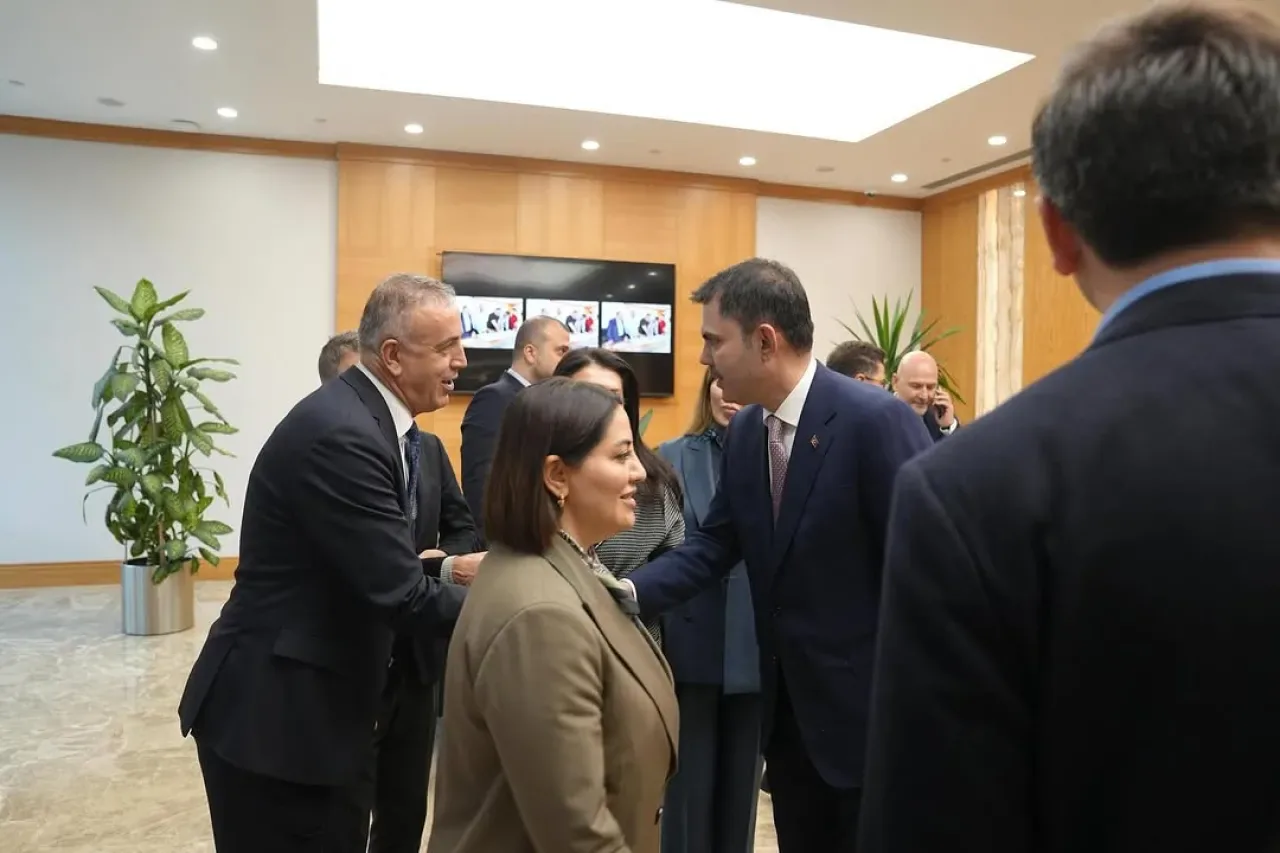 Ümraniye'de Çevre ve Şehircilik Çalışmaları Masaya Yatırıldı Ümraniye'de Çevre ve Şehircilik Çalışmaları Masaya Yatırıldı