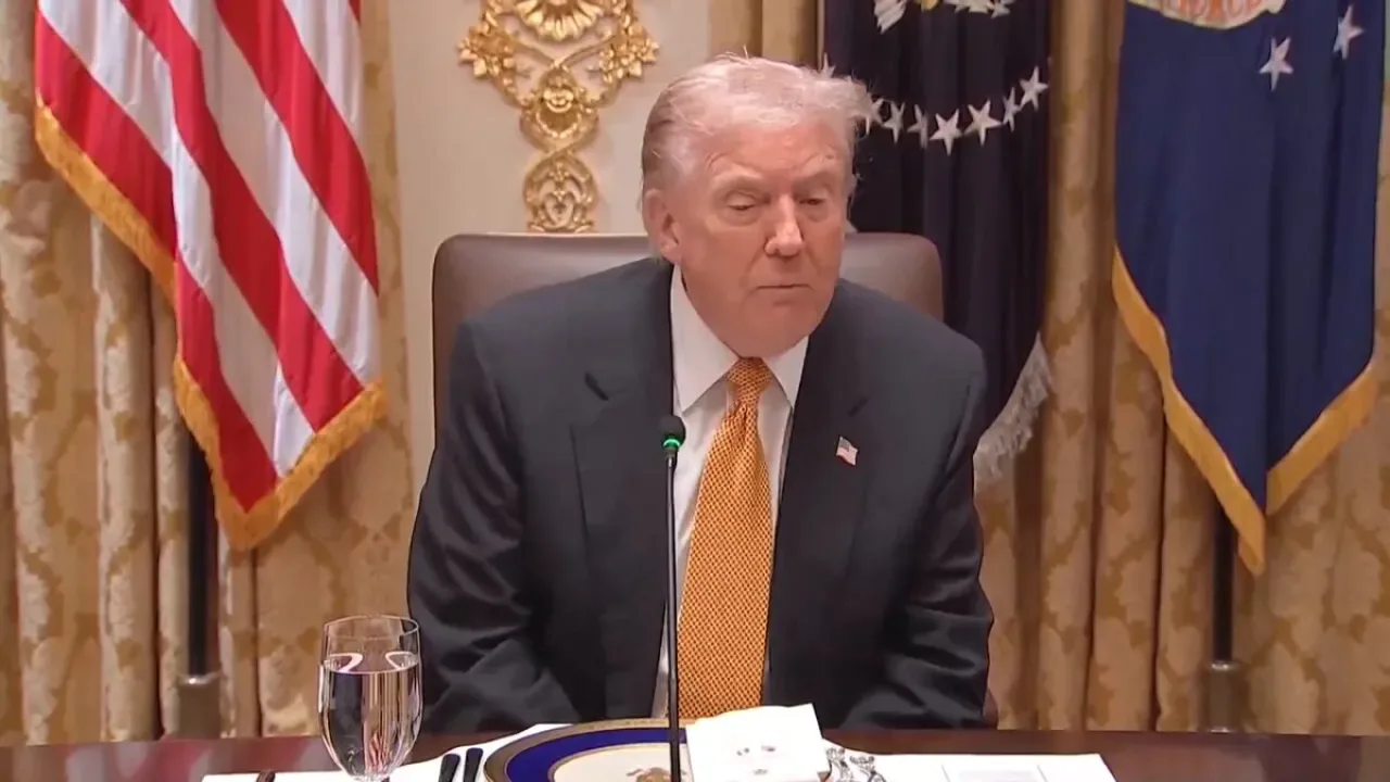 Trump'tan Göçmen Politikası Açıklaması: "1.5 Trilyon Dolar Harcanmayacak" Trump'tan Göçmen Politikası Açıklaması: "1.5 Trilyon Dolar Harcanmayacak"