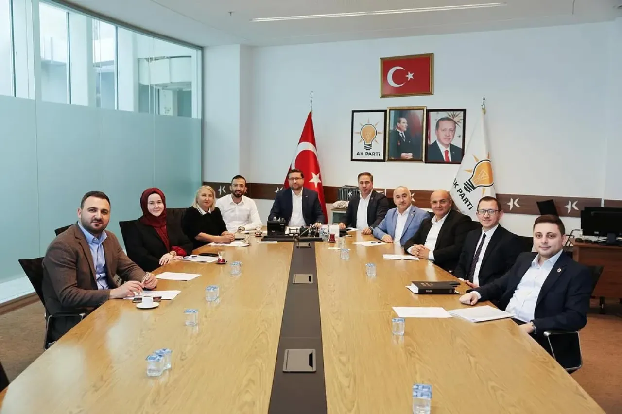 AK Parti Küçükçekmece Kasım Ayı Meclis Toplantısını Gerçekleştirdi AK Parti Küçükçekmece Kasım Ayı Meclis Toplantısını Gerçekleştirdi