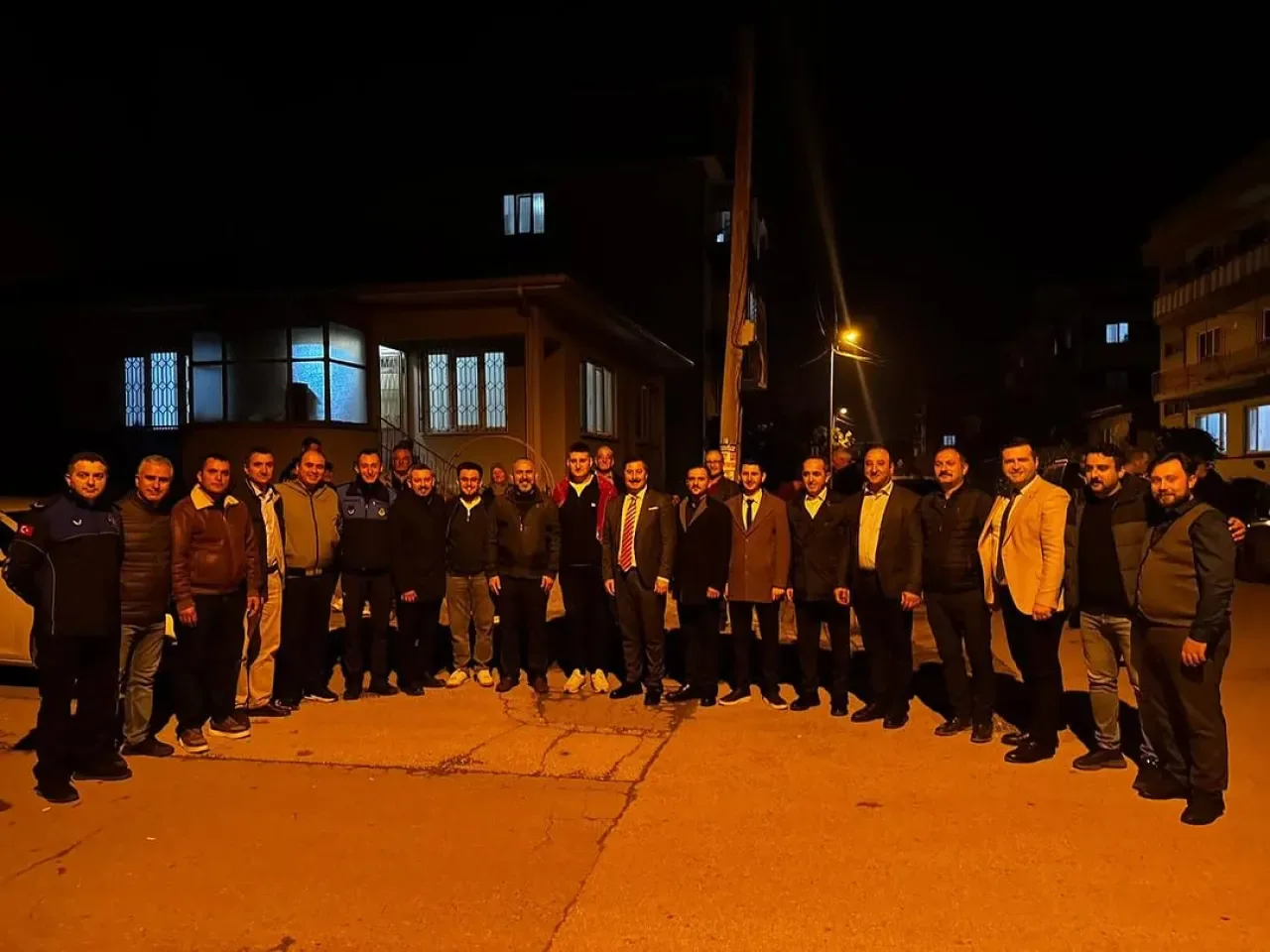 Bursa Yenişehir Belediye Başkanı Ercan Özel, Personelini Vatani Göreve Uğurladı Bursa Yenişehir Belediye Başkanı Ercan Özel, Personelini Vatani Göreve Uğurladı