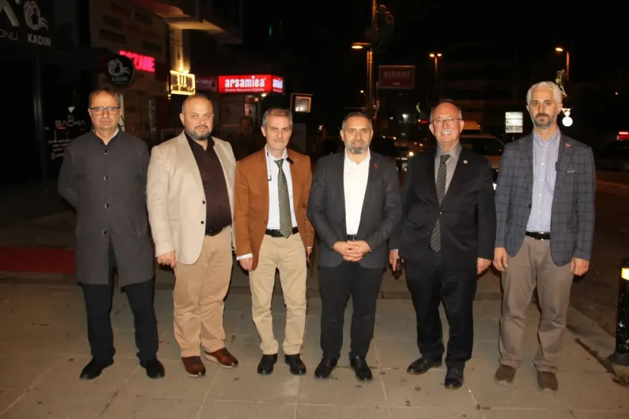 Saadet Partisi Milletvekili Şerafettin Kılıç, Çekmeköy'de Vatandaşlarla Buluştu Saadet Partisi Milletvekili Şerafettin Kılıç, Çekmeköy'de Vatandaşlarla Buluştu