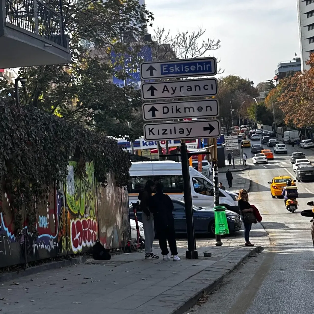 Kızılay Meydanı'nın Simgesi Yenilendi Kızılay Meydanı'nın Simgesi Yenilendi