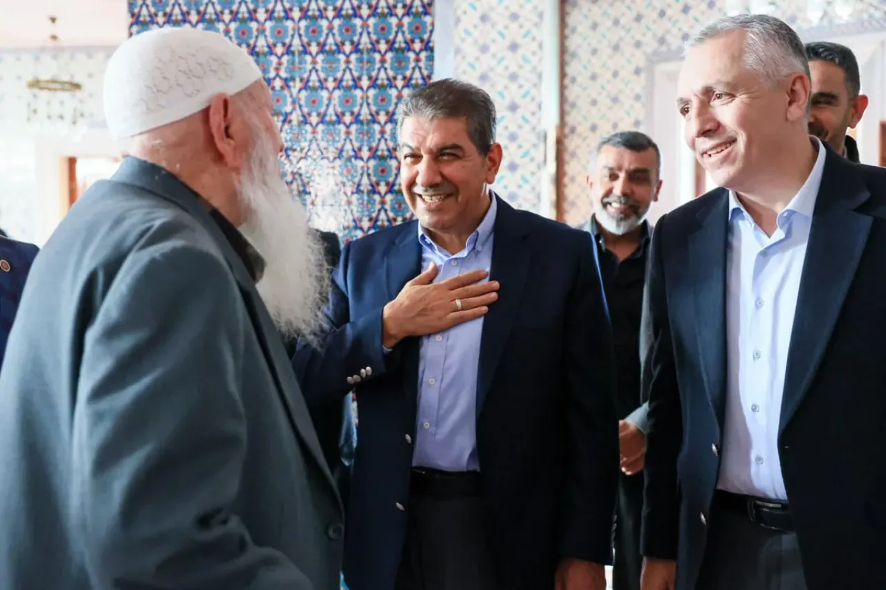 Esenler'de Yeni Aşevinin Açılışı Cuma Namazı Sonrası İkramlarla Yapıldı Esenler'de Yeni Aşevinin Açılışı Cuma Namazı Sonrası İkramlarla Yapıldı
