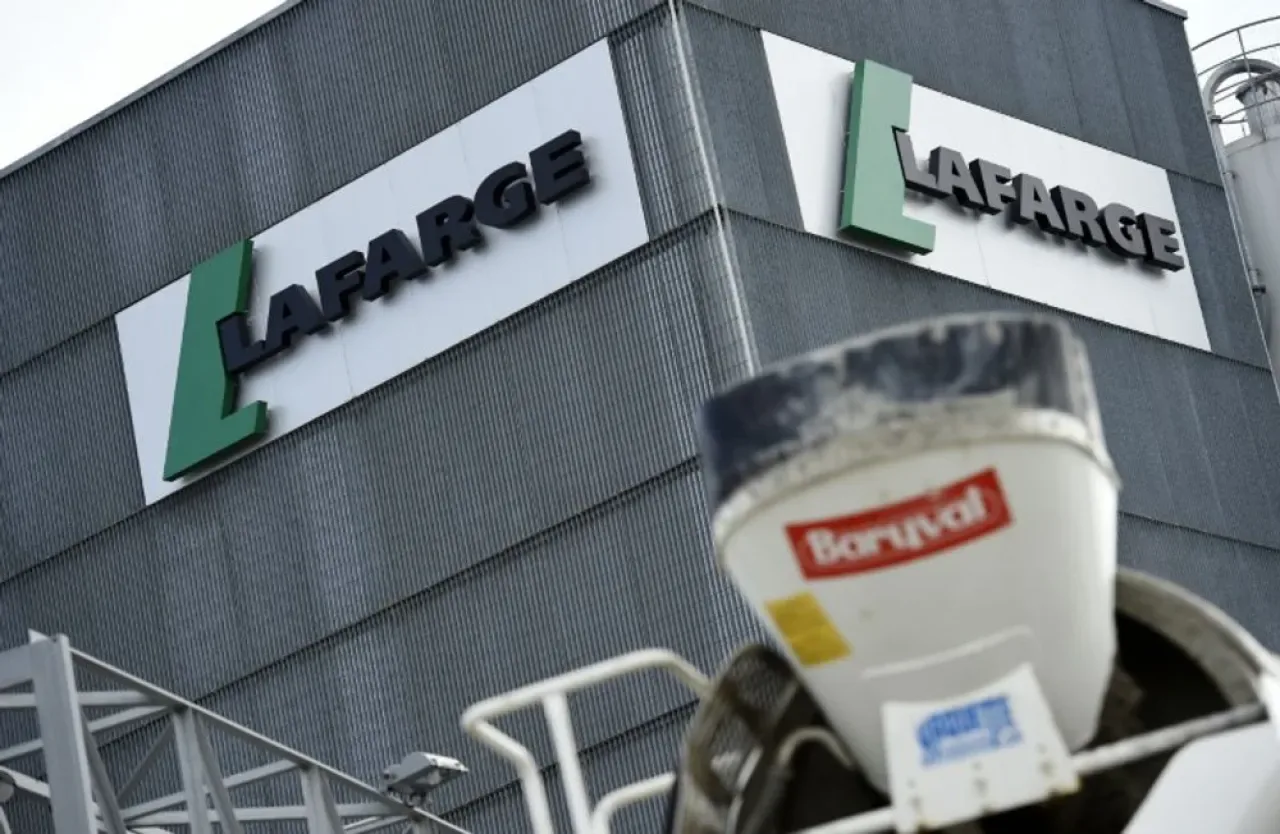 Lafarge'ın Terör Örgütü Finansmanı Davası Ertelendi Lafarge'ın Terör Örgütü Finansmanı Davası Ertelendi