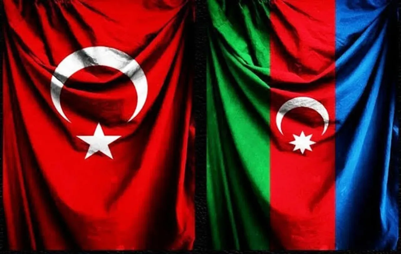 Azerbaycan'ın Zafer Günü, Türkiye'de Kardeşlik Duygularıyla Kutlanıyor Azerbaycan'ın Zafer Günü, Türkiye'de Kardeşlik Duygularıyla Kutlanıyor