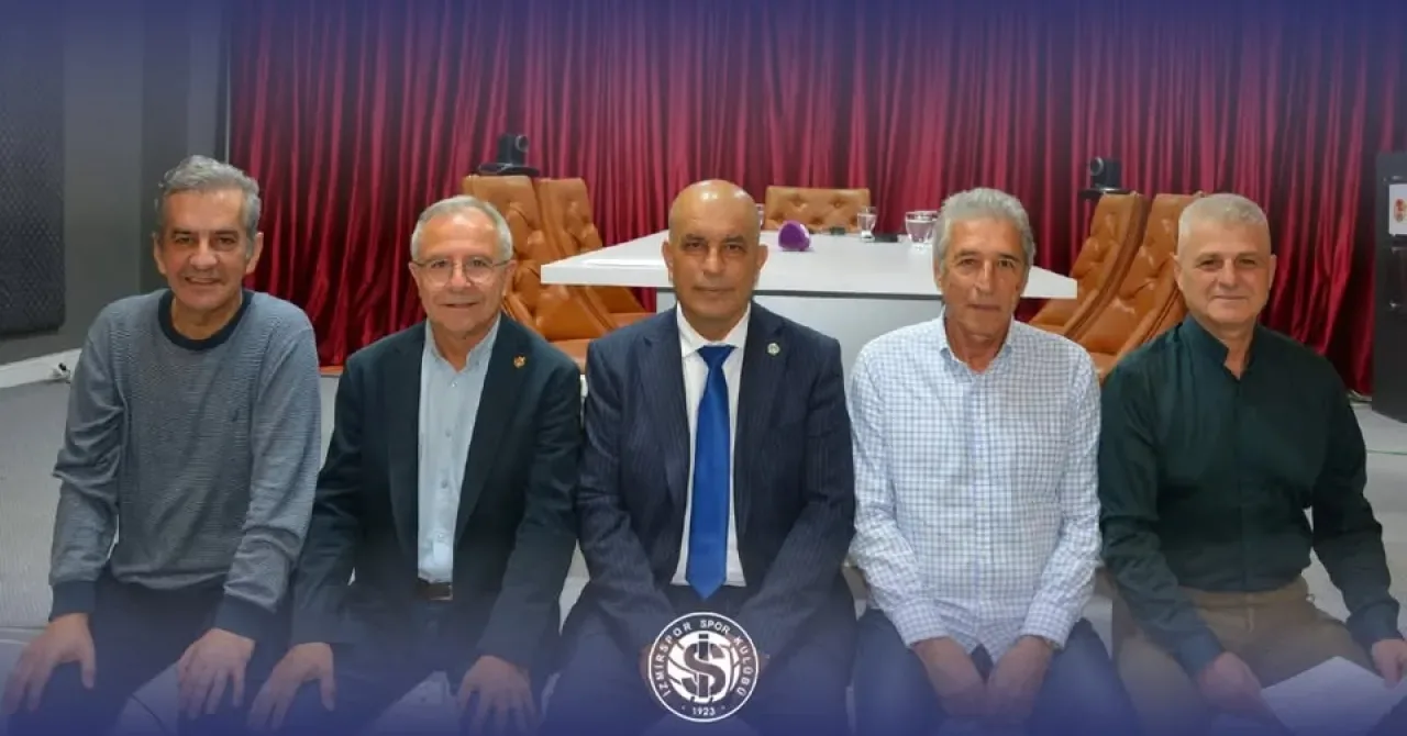 İzmirspor Kulüp Başkanı ve Efsane Kaptan 9 Eylül TV'de Canlı Yayında İzmirspor Kulüp Başkanı ve Efsane Kaptan 9 Eylül TV'de Canlı Yayında