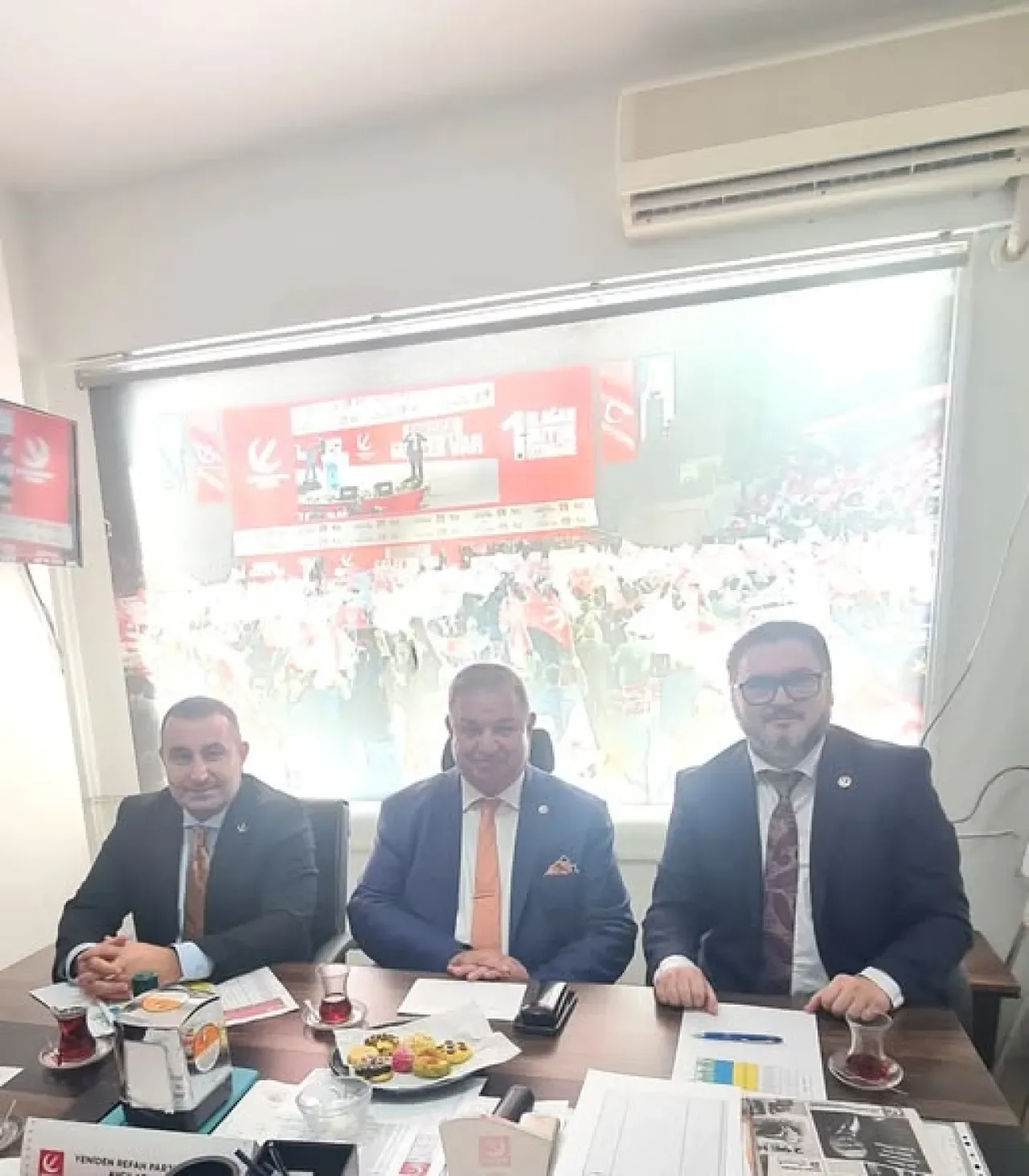 Yeniden Refah Partisi Avcılar Teşkilatında Kongre Hazırlığı Yeniden Refah Partisi Avcılar Teşkilatında Kongre Hazırlığı