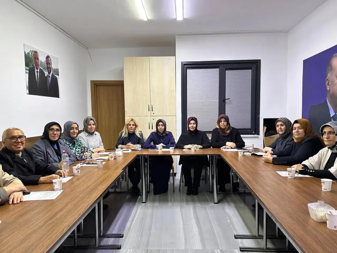 AK Parti Avcılar'da Yönetim Kurulu Toplantısı Yapıldı AK Parti Avcılar'da Yönetim Kurulu Toplantısı Yapıldı