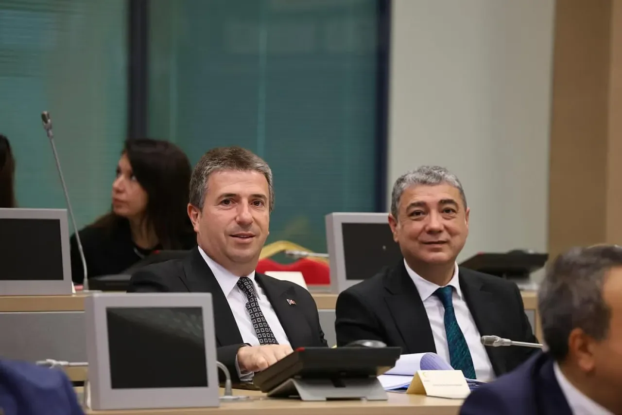Çatalca Belediyesi, Sahipsiz Sokak Hayvanları İçin Valilikte Masaya Yattı Çatalca Belediyesi, Sahipsiz Sokak Hayvanları İçin Valilikte Masaya Yattı