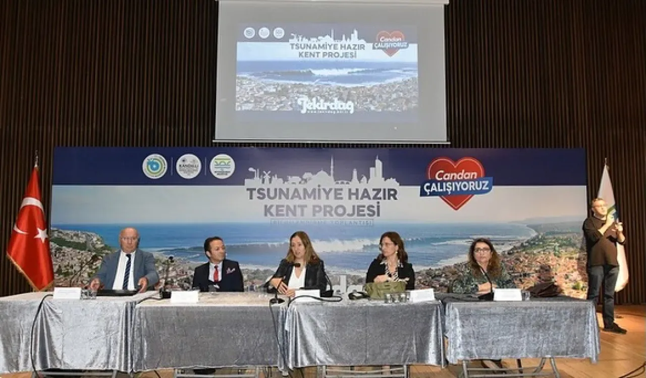 Büyükçekmece, Tsunamiye Hazır Kent Deneyimlerini Paylaştı Büyükçekmece, Tsunamiye Hazır Kent Deneyimlerini Paylaştı