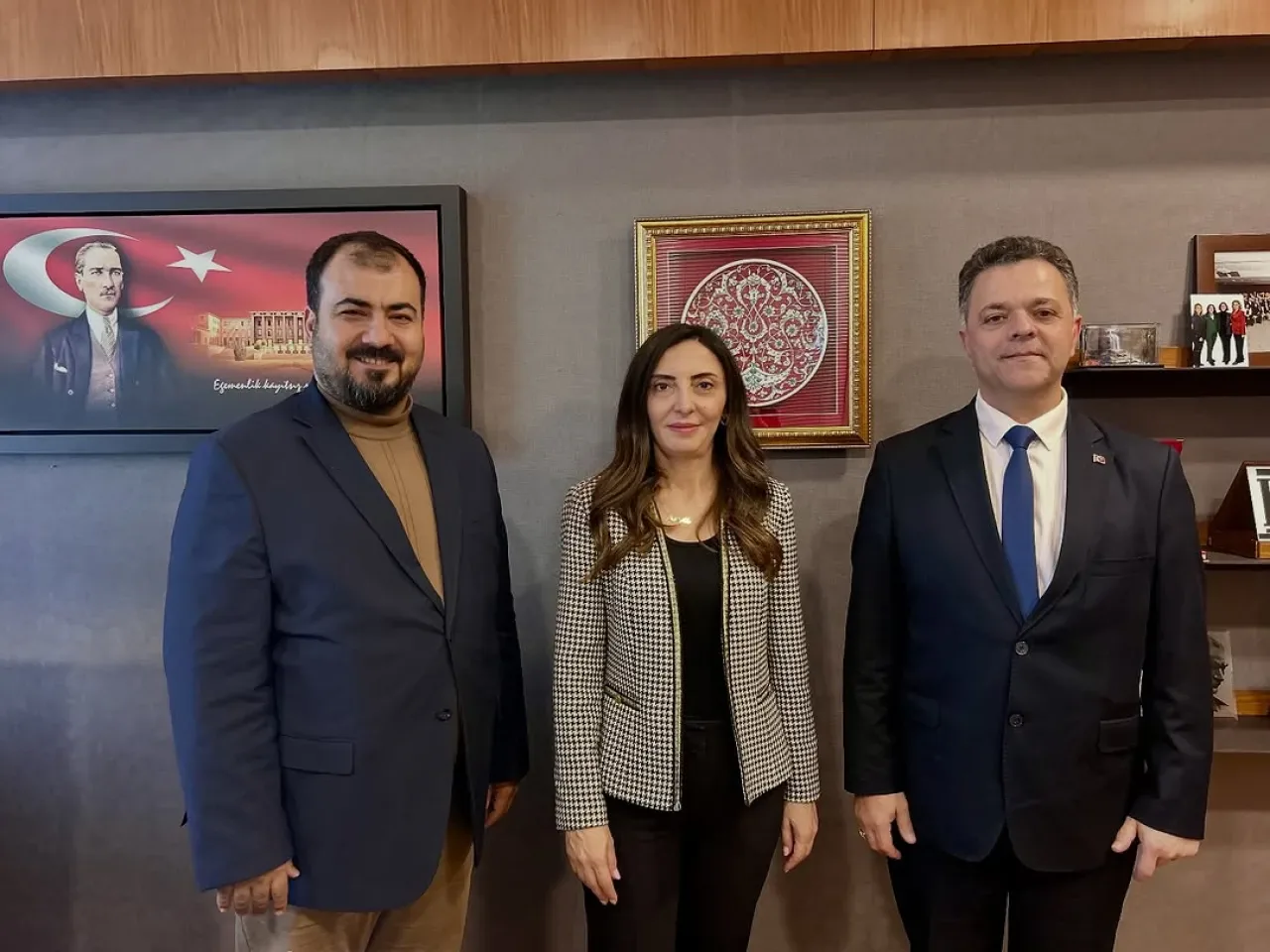 Bursa Matbaa ve Reklam Sektörü, Büyük Organizasyon İçin Meclis'te Tanıtıldı Bursa Matbaa ve Reklam Sektörü, Büyük Organizasyon İçin Meclis'te Tanıtıldı