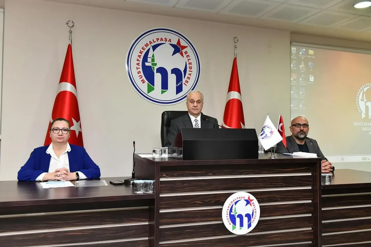 Mustafakemalpaşa Belediyesi Kasım Ayı Meclis Toplantısı Gerçekleştirildi Mustafakemalpaşa Belediyesi Kasım Ayı Meclis Toplantısı Gerçekleştirildi